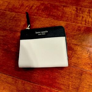 Kate Spade Black and Cream Wallet